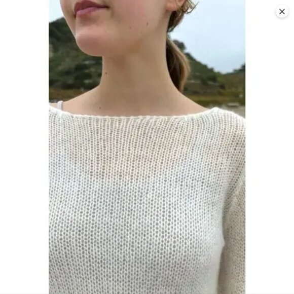 Brandy Melville mohair lightweight sweater one size fits most S NWT - Picture 2 of 7